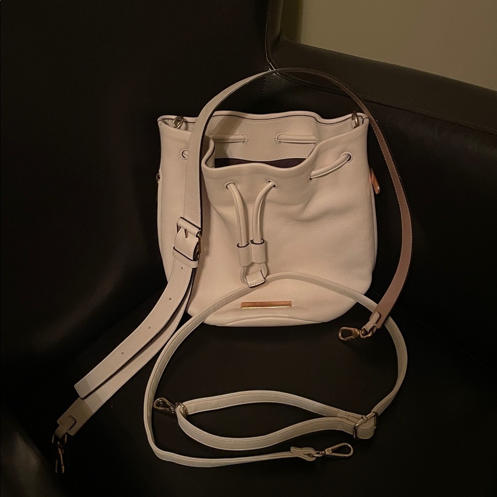 Marc Jacobs Off White Shoulder Bag